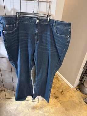 BloomChic Women's Dark Blue Bootcut Jeans